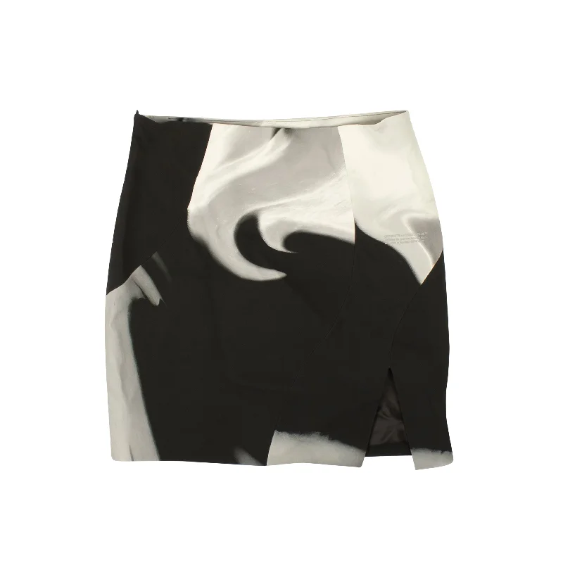 Black Spiral Liquid Melt Skirt