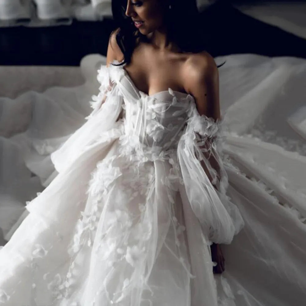 UZN Elegant Ball Gown Lace Appliques Modern Wedding Dresses Sweetheart Off Shoulder Puffy Sleeves Brial Gown Bestidos De Novia